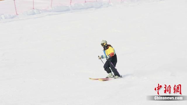 这座7万人口的县城即将涌入80万人，只为一项运动……