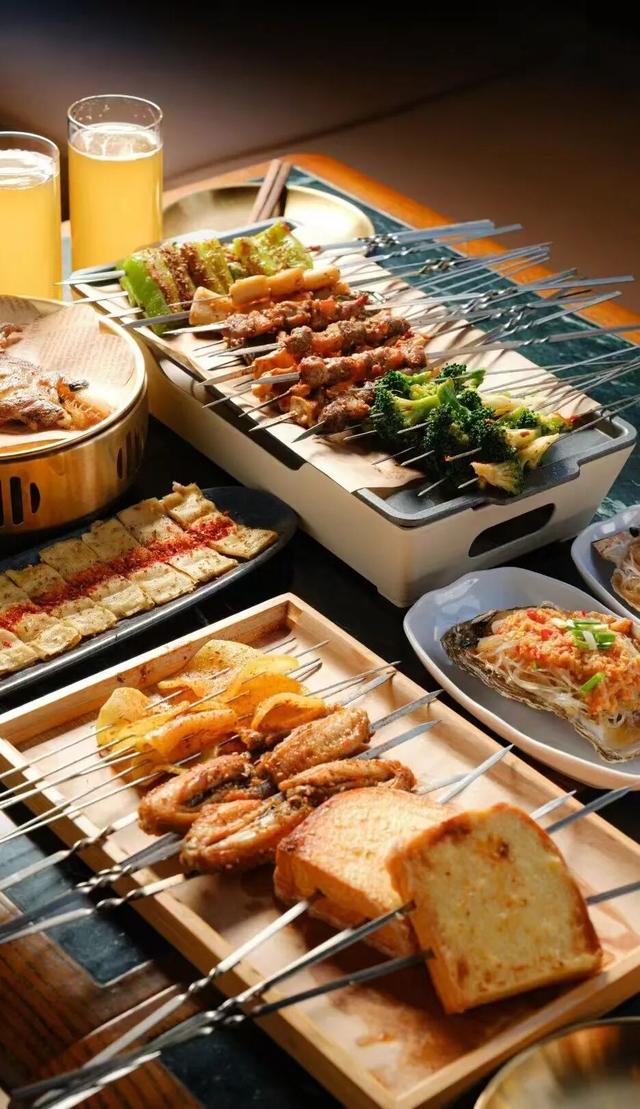 阿那亚·崇礼点亮冰雪童话季，"MORE THAN SKI"构建全龄友好度假新地标