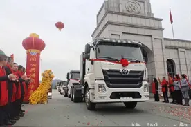 开工首日喜接订单过百台  三环汽车实现月销量七连涨图片