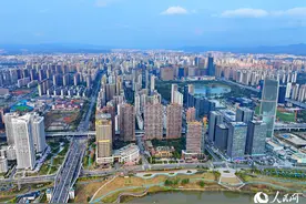 江西赣州：现代化山水城市风光如画图片