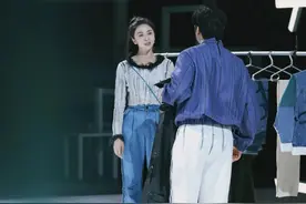 来自智利的导演排出了魔幻现实主义的智慧 舞台上的《一日三秋》一句顶一万句图片