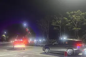 “五一”假期惠东交警紧急开道，20分钟护送心脏病患者脱险图片
