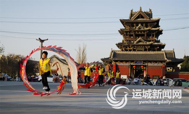 舞起龙之势 荡开文旅韵