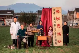 共和国75周年礼赞·生活印记①‖把时光拍进全家福图片