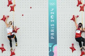 “爬得比跑得都快”？邓丽娟，创造历史！图片