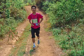 在奔跑中领略长顺“春色”图片
