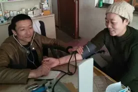 甘肃天水市秦安县医生马启红图片