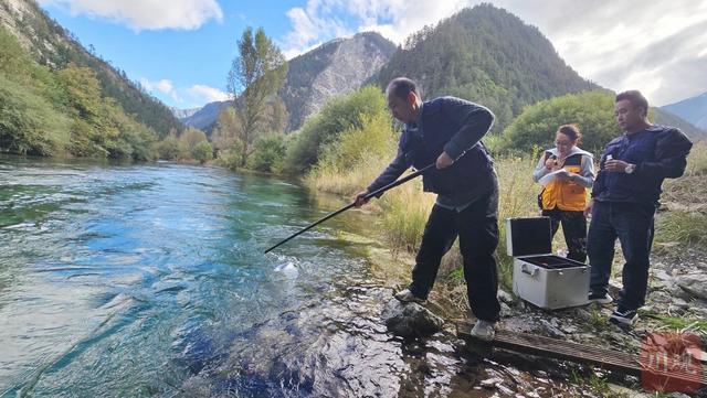 解码“九寨蓝”丨科创未来
