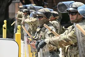 加州后 得州也部署国民警卫队 移民搜捕骚乱持续蔓延图片