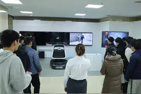山东信息职业技术学院“就业大巴车”开进潍坊元宇宙未来创新谷、潍坊软件园图片