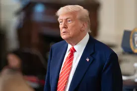 美国与阿联酋谈“大单”，涉武器和芯片图片