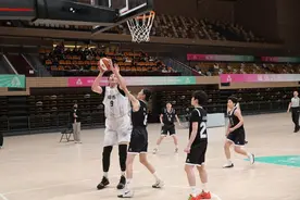 山东、陕西队携手挺进十五运会女篮U18组正赛图片