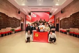 得物：厚“得”载物——年轻人喜爱的红色密码图片