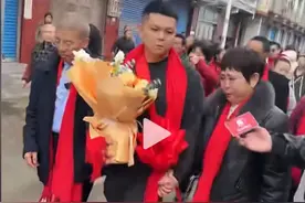 被亲二姨拐卖28年当事人：不恨任何人，养母对我很好，“不生而养十世难还”图片