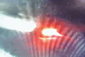 【案例警示】“现在想想还是害怕......”新能源车凌晨高速上起火，伴随爆炸声图片