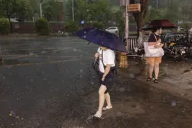 “下班雨”为何这么猛？广州气象：像在热油锅里洒水！接下来还有高温天气图片