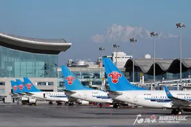 南航2025年全面转场T4航站楼图片