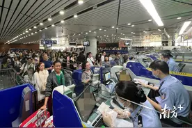 跨境游大热，拱北口岸暑期迎客1800余万人次图片