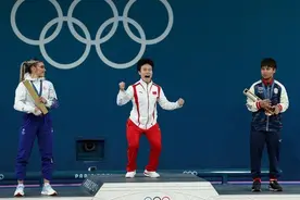 梦剧场|第25金！举重女子49公斤级，侯志慧卫冕成功图片