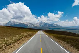 C视频｜格聂南线风光旖旎  自驾之旅成热门选择丨向云端——寻路川藏线上的中国图片