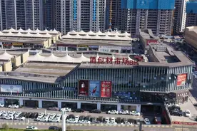 仁怀白酒包材企业：铆足干劲赶订单图片