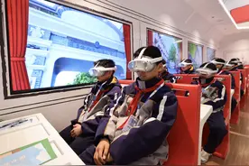 “开学第一课”搬进上博东馆，互动体验博物馆里的思政课图片