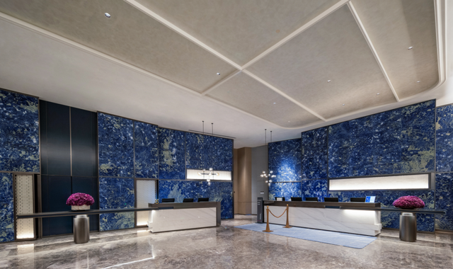 对话威海滨海皇冠假日酒店总经理张伟先生：在山海之间，雕琢有温度的旅居体验