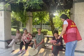 社保服务“办”到了咱家门口图片