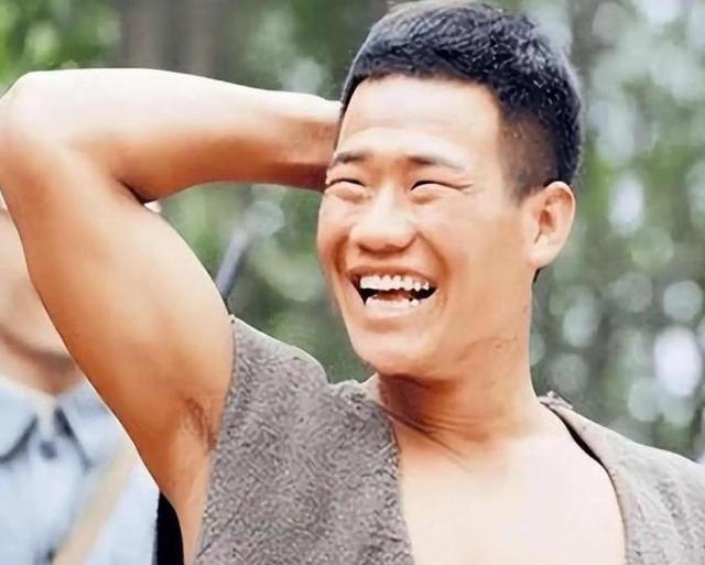 深夜通报：知名男演员被行拘