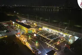 南方特稿 | 城市管理如何既有力度又有温度？流动摊贩的堵与疏图片