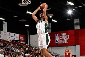 雄鹿：安德烈-杰克逊今日成功接受手指骨折修复手术图片