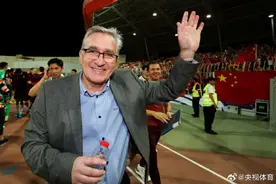 伊万：感谢球员英雄般的拼搏图片