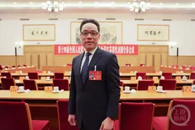 全国人大代表吴国平：建议丰富养老产品供给，探索新养老方式图片