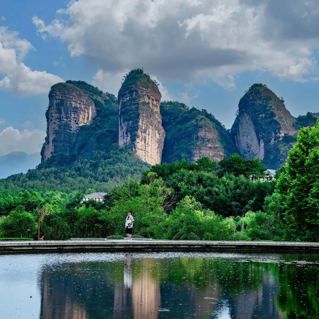 当龙虎山景点开启朋友圈，画风居然是这样！