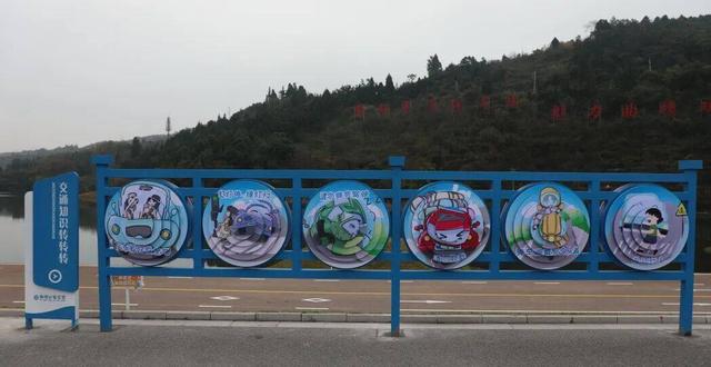 打卡！曲靖首个交通安全主题公园，遛娃学知识，闯关超有趣！