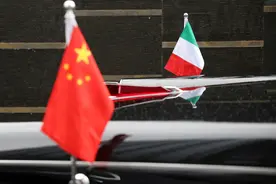 向中国车企抛出橄榄枝后，意大利再言支持欧盟加税图片