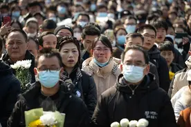 新华走笔丨来悼念黄旭华的老人们图片