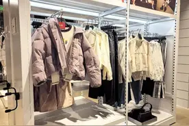 年轻人开始“翻新”羽绒服，两件并一件“性价比太高”图片