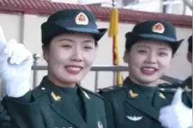 英姿飒爽！女仪仗兵入队10年展示“中国排面”图片