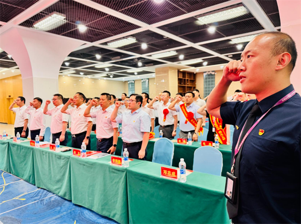 十一载安翔丝路，新航程翼联云梁——乌鲁木齐航空成立十一周年发展纪实
