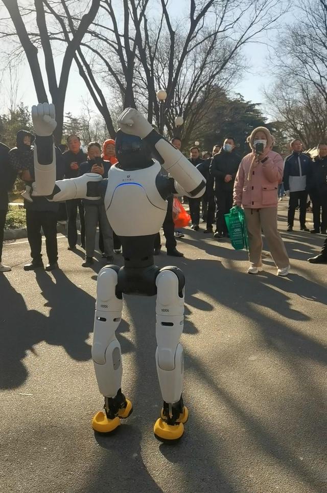 可逛、可尝、可玩、可购！“南郊文旅市集”火热开集，打造沉浸式消费场景