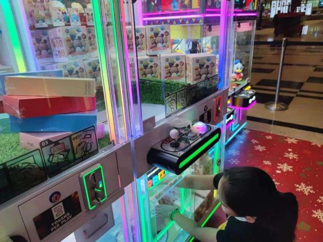 迪士尼游轮正式登陆樟宜！6米巨船+海底世界，打卡、DIY、嘉年华、限量周边一次玩爽！