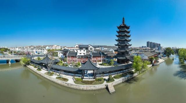 泗泾古镇花车惊艳亮相上海旅游节花车巡游