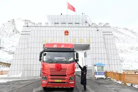 红其拉甫边检站服务中巴唯一陆路口岸进入常年开放图片