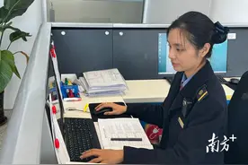 新春走基层|“95后”铁路女管家：扛起客运安全“半边天”图片