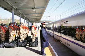 阳泉站顺利完成新兵运输组织工作图片