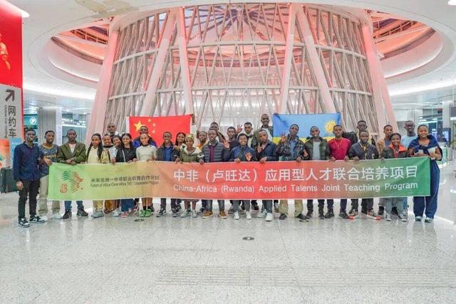 写在2025中非经贸和文化论坛开幕之际