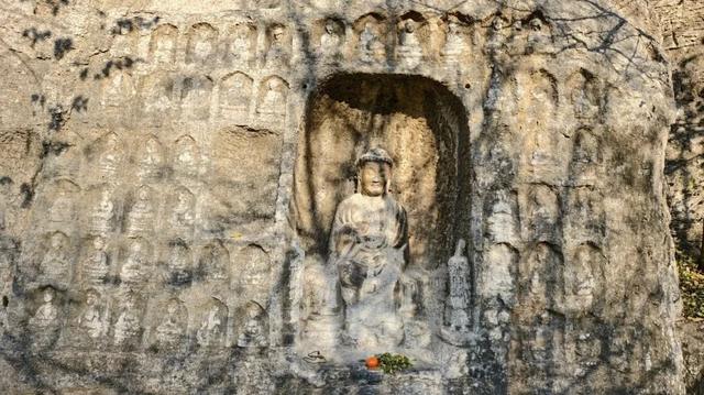 9.9元！深秋里寻一处静谧！本周六出发，打卡长清王泉摩崖石窟、义静寺！