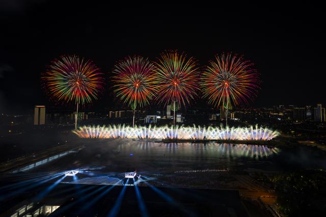绝美！震撼！蓉城夜空璀璨