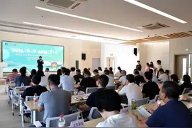 有了TA，2个月内就申请到了老房翻建许可！图片